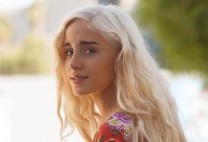 Naomi Woods